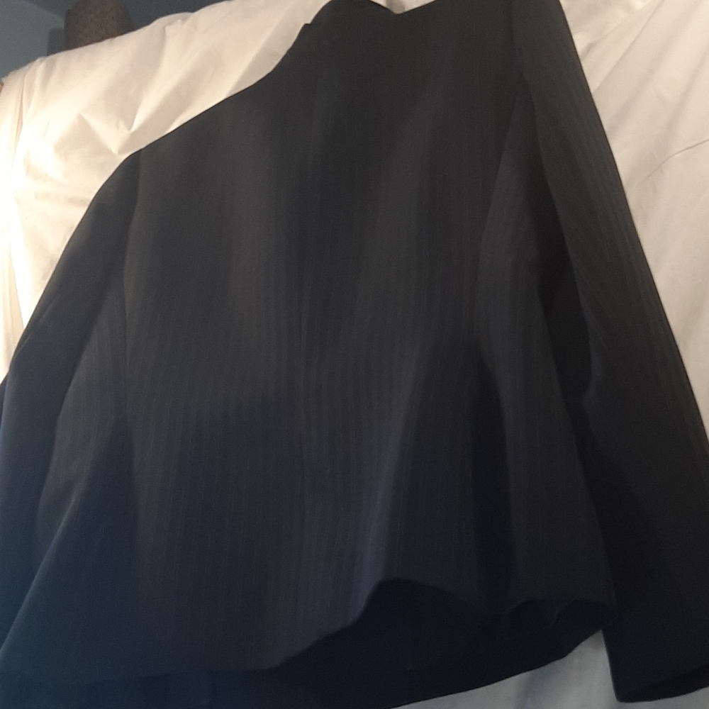 Jacket - Picture 3 of 6